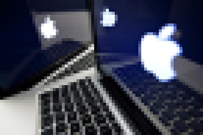 Photo Apple MacBook Pro bude ešte tenší a výkonejší. Pribudne dotykový displej nad klávesnicou a grafický čip Polaris od AMD 