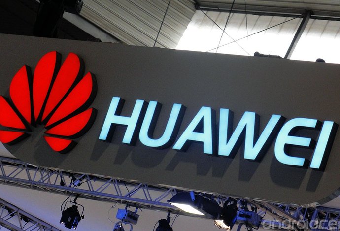 Photo Huawei uzatvára so spoločnosťou NAY na slovenskom trhu   strategickú obchodnú a marketingovú spoluprácu. 