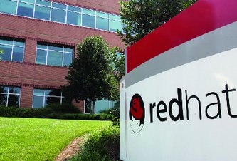 Photo ĆR: Red Hat otvára na Českom vysokom učení technickom v Prahe open source laboratórium