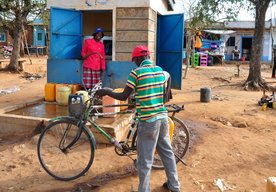 Photo Ericsson a Grundfos uľahčujú prístup k pitnej vode cez mobilné peňaženky a vodné bankomaty 