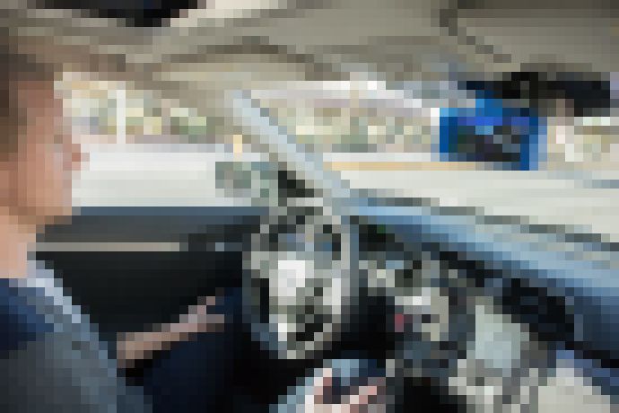 Photo Neodriven nahradí spätné zrkadlo a premení vaše auto na poloautonómne 
