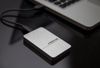 Photo Ultrakompaktný disk s USB-C A USB 3.1 GEN 2 prináša ultra rýchle