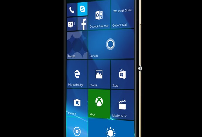 Photo ČR: Alcatel IDOL 4 PRO - smartphone s Windows 10, ktorý plnohodnotne zastúpi vaše PC