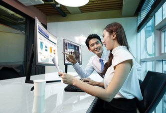 Photo Samsung predstavuje na veľtrhu IFA 2017 tri nové profesionálne monitory pre moderné pracovisko