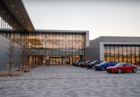 Photo Jaguar Land Rover otvára výrobný závod na Slovensku