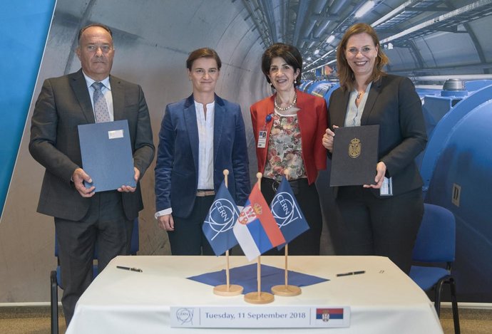 Photo Srbsko vstupuje do CERNu ako 23. členský štát