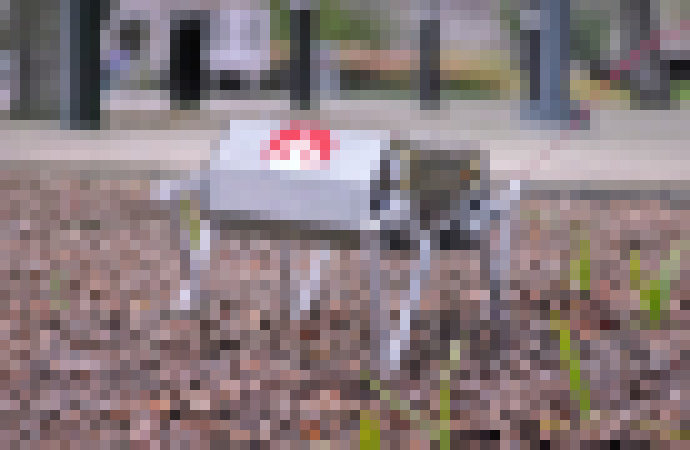 Photo Doggo je šikovný open source robotický pes. Zostaviť si ho môže ktokoľvek a vyskočí vyššie ako Cheetah 3 z MIT
