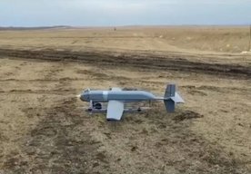 Photo Materské drony vypúšťajúce FPV drony môžu priniesť zásadnú výhodu na bojisku